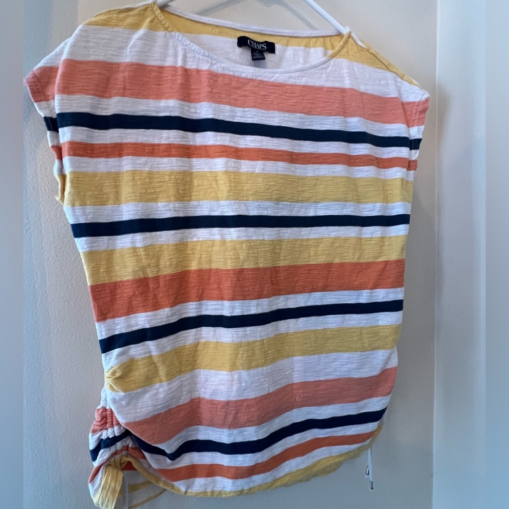 Very cute CHAPS shirt with side ties
